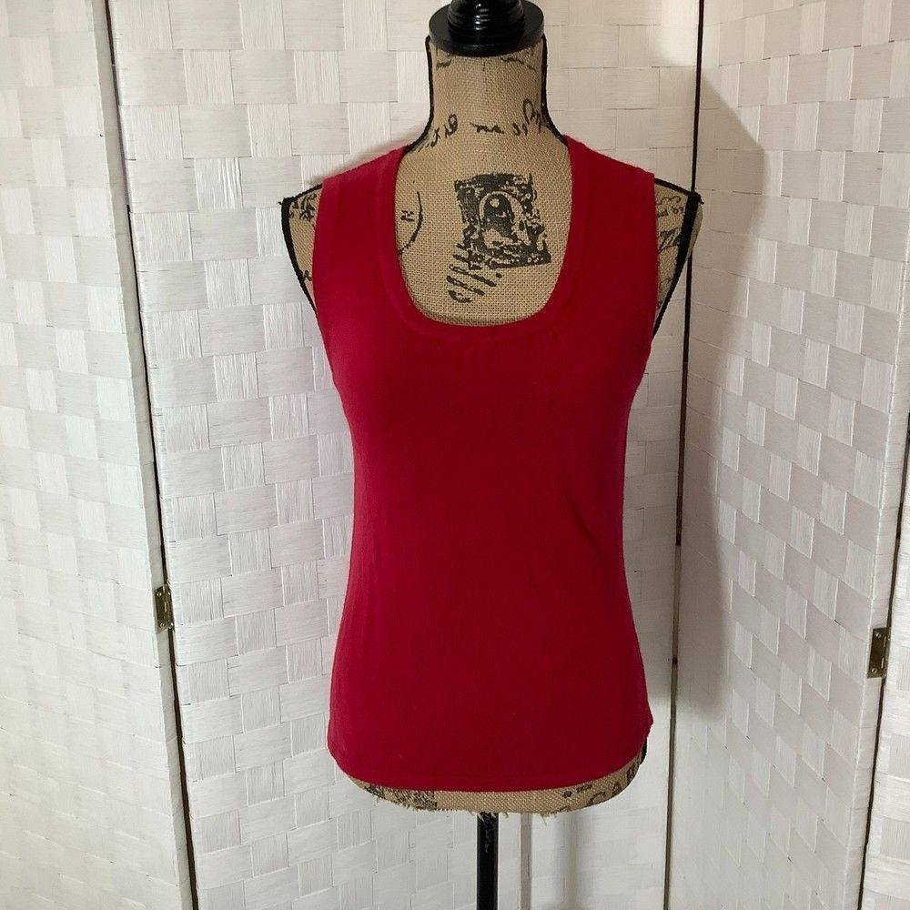 designer originals luxe 360 red sleeveless sweater size petite medium pm